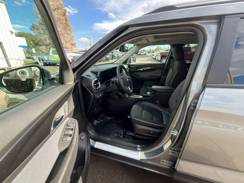 new 2026 Chevrolet TrailBlazer car, priced at $29,286