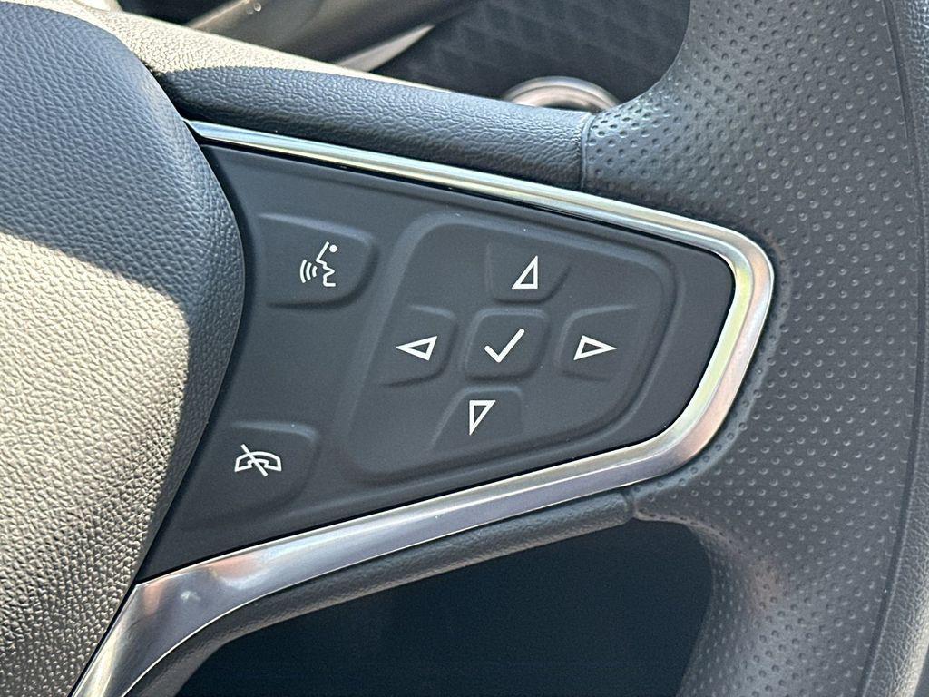 new 2024 Chevrolet Malibu car, priced at $25,000