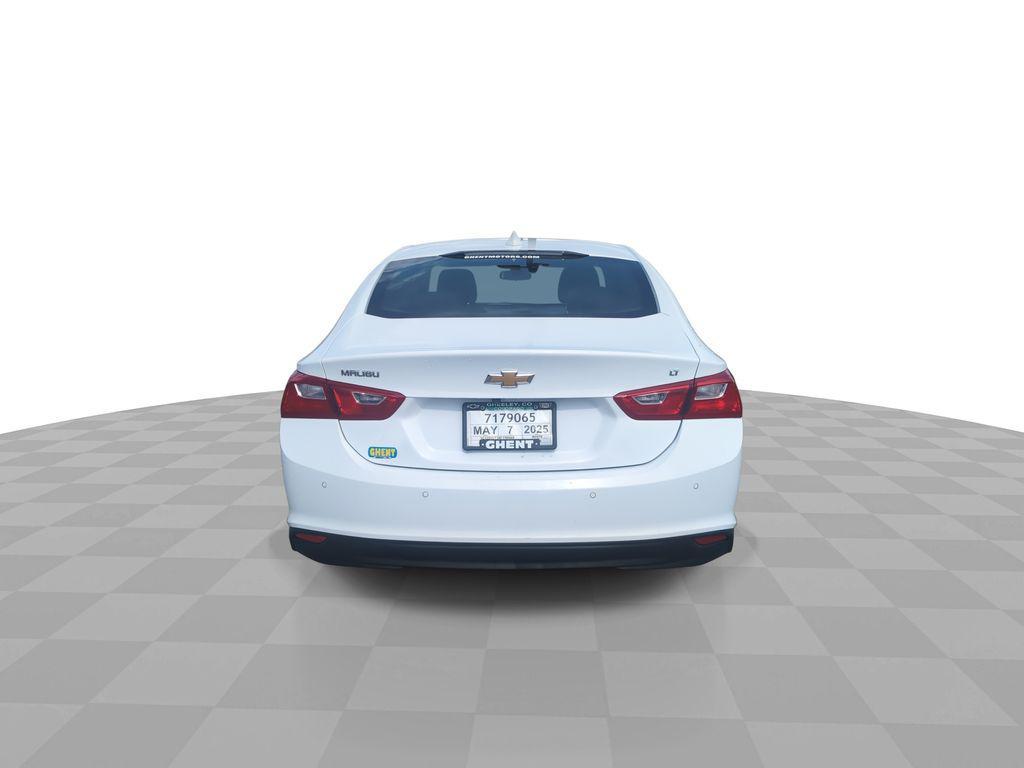 new 2024 Chevrolet Malibu car, priced at $25,000