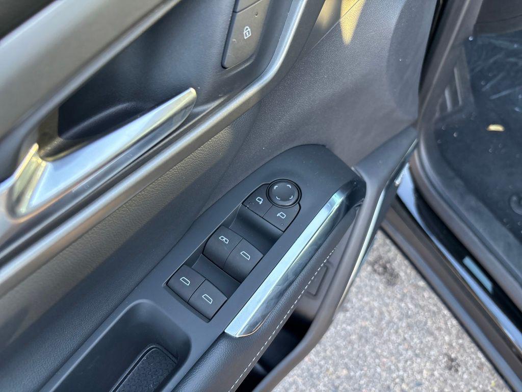 new 2025 Chevrolet Traverse car, priced at $48,802