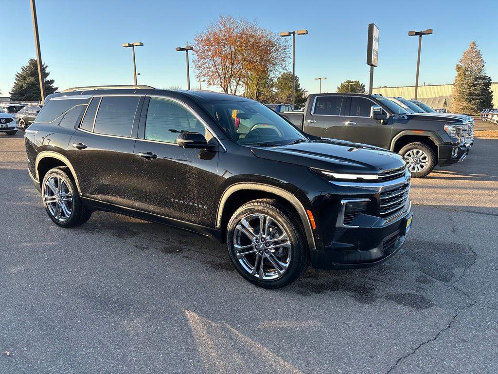 new 2025 Chevrolet Traverse car, priced at $48,802