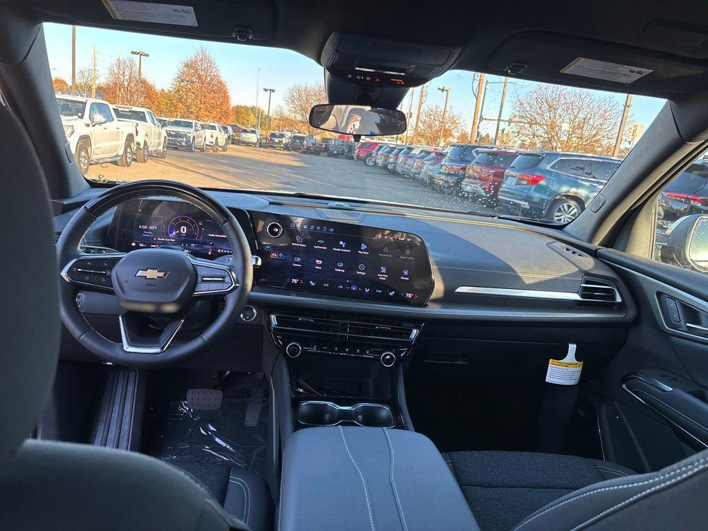 new 2025 Chevrolet Traverse car, priced at $48,802