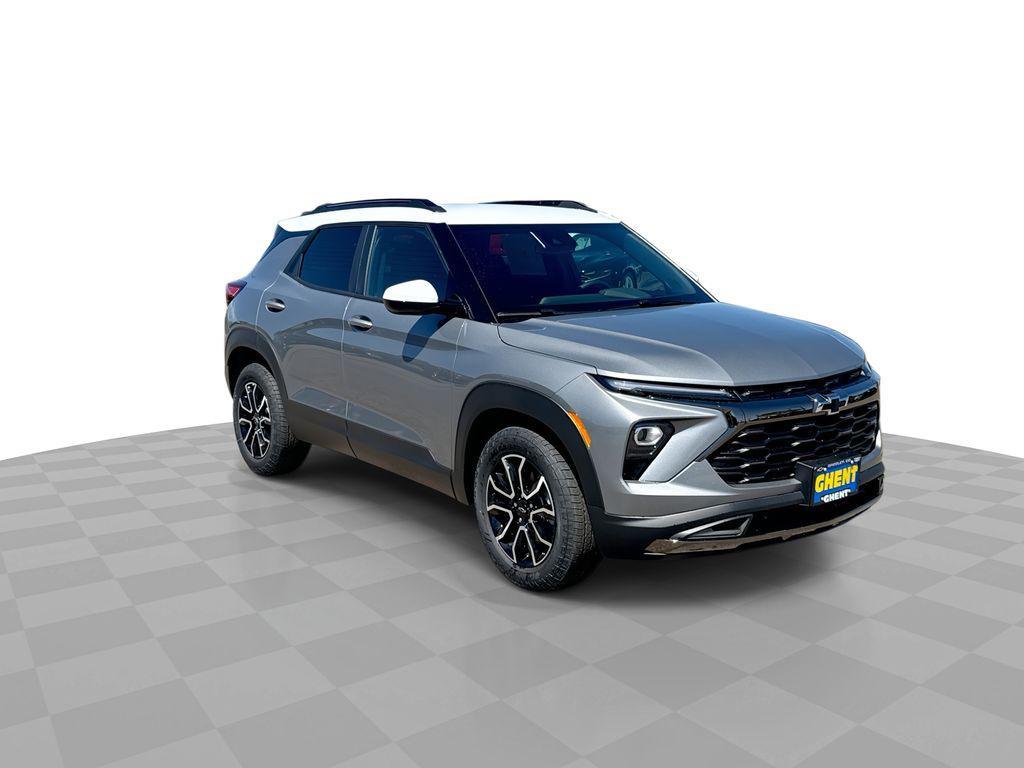 new 2025 Chevrolet TrailBlazer car, priced at $28,106