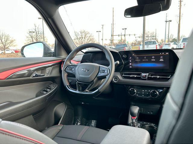 new 2025 Chevrolet TrailBlazer car, priced at $29,390