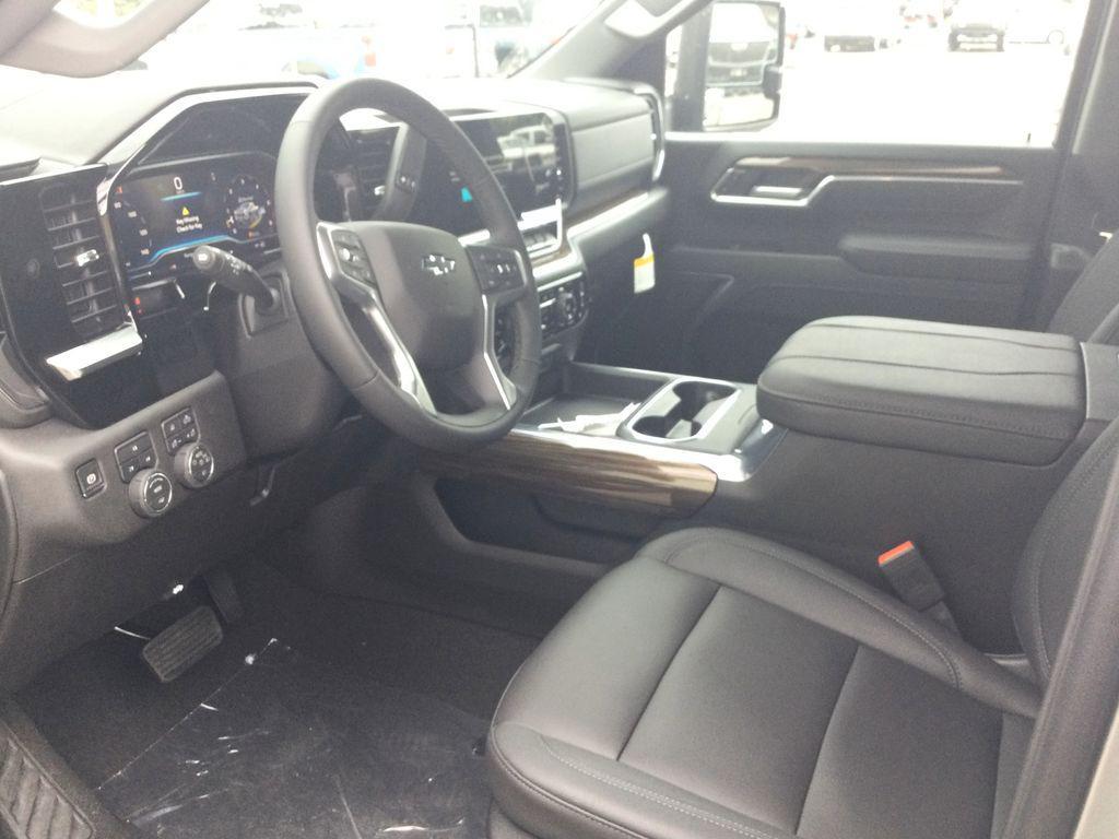 new 2025 Chevrolet Silverado 2500 car, priced at $73,196