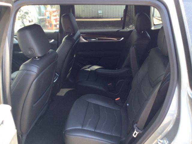 new 2025 Cadillac XT6 car, priced at $76,185