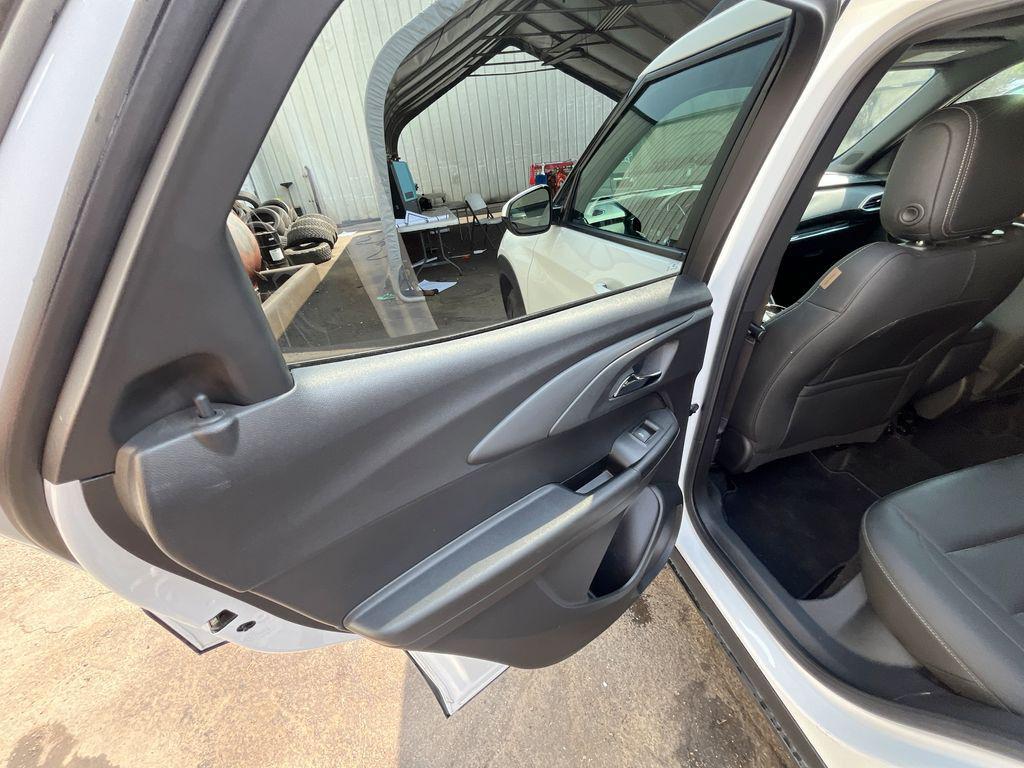 used 2023 Chevrolet TrailBlazer car, priced at $24,309