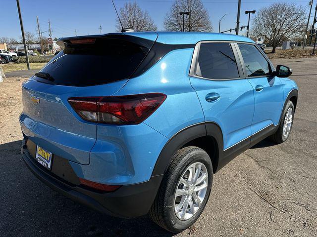 new 2025 Chevrolet TrailBlazer car, priced at $26,075