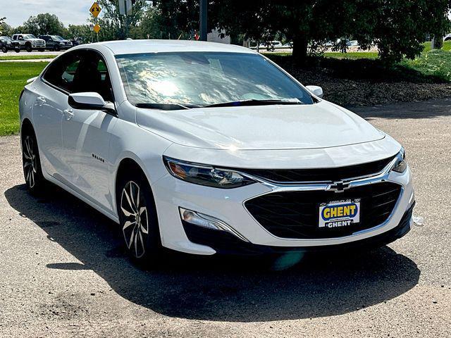 new 2025 Chevrolet Malibu car, priced at $28,770