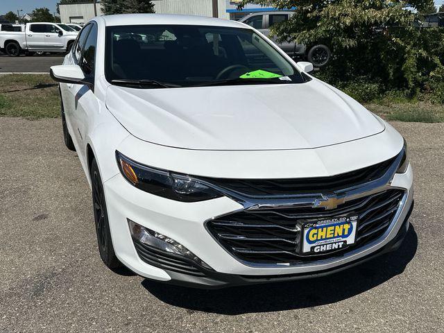 new 2024 Chevrolet Malibu car, priced at $29,195