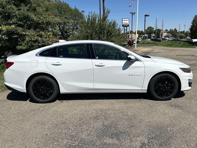 new 2024 Chevrolet Malibu car, priced at $29,195