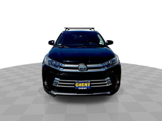 used 2018 Toyota Highlander Hybrid car, priced at $25,500