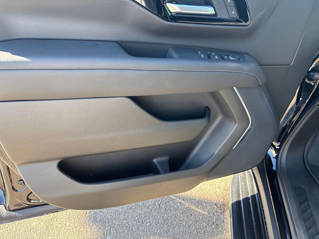 new 2026 Chevrolet Suburban car, priced at $73,060