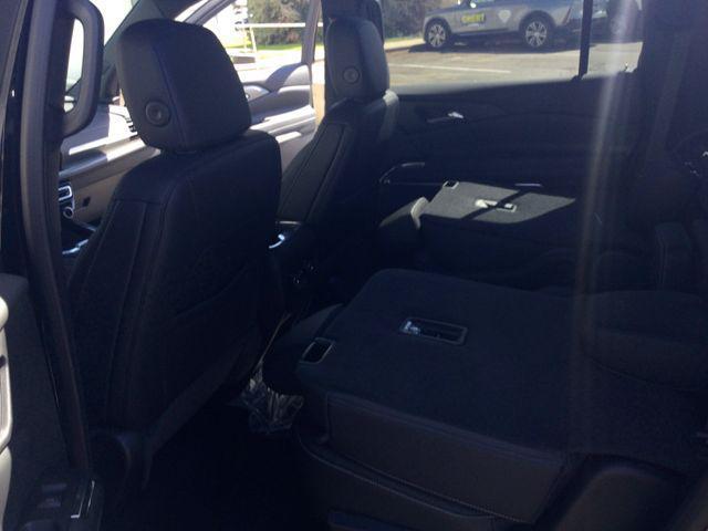 new 2025 Chevrolet Traverse car, priced at $51,375