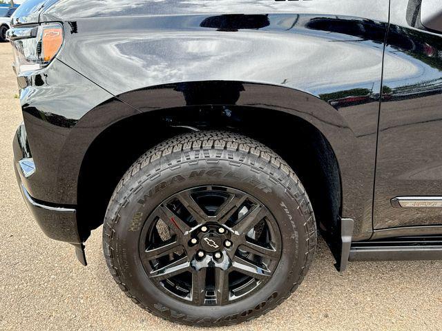 new 2025 Chevrolet Silverado 1500 car, priced at $76,240