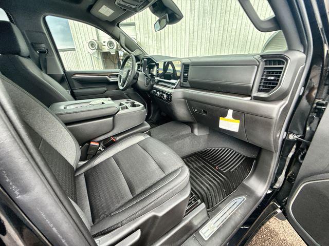 new 2025 Chevrolet Silverado 1500 car, priced at $55,595