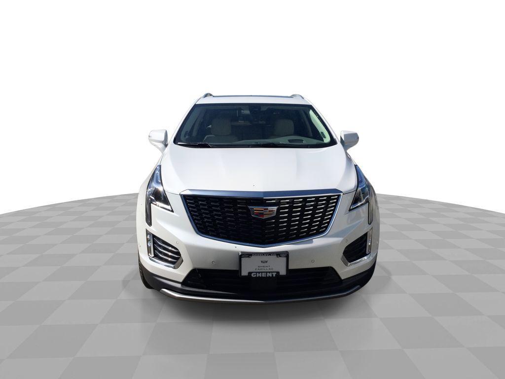 new 2025 Cadillac XT5 car, priced at $60,090