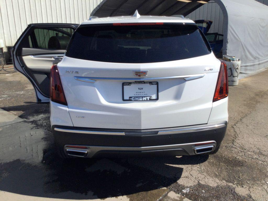 new 2025 Cadillac XT5 car, priced at $60,090