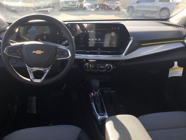 new 2025 Chevrolet Trax car, priced at $25,880