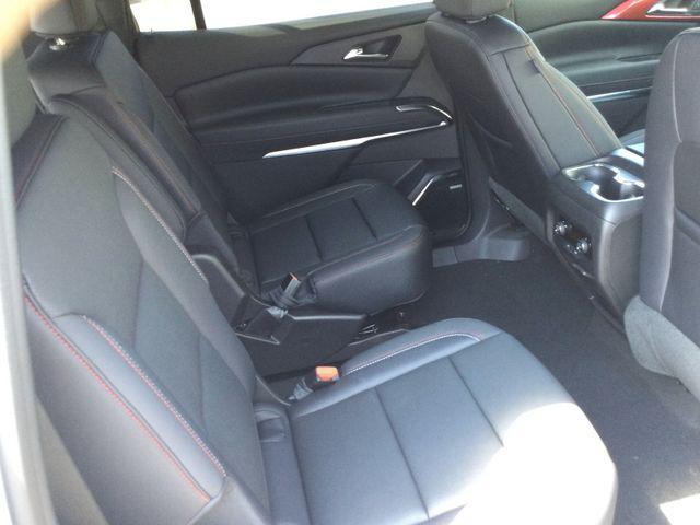 new 2026 Chevrolet Traverse car, priced at $59,925