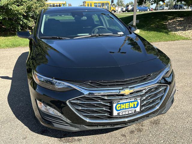 new 2024 Chevrolet Malibu car, priced at $29,195