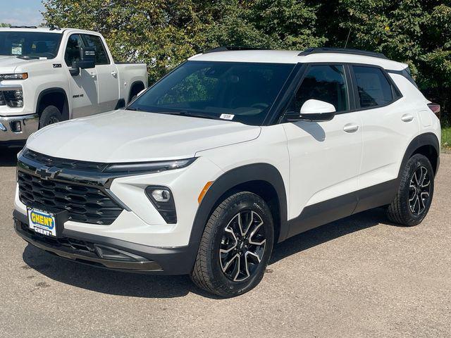 new 2025 Chevrolet TrailBlazer car, priced at $30,035