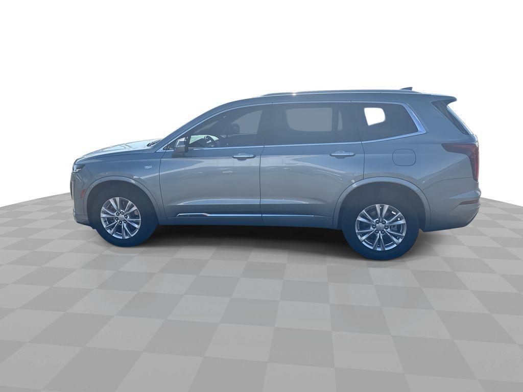 used 2024 Cadillac XT6 car, priced at $38,423