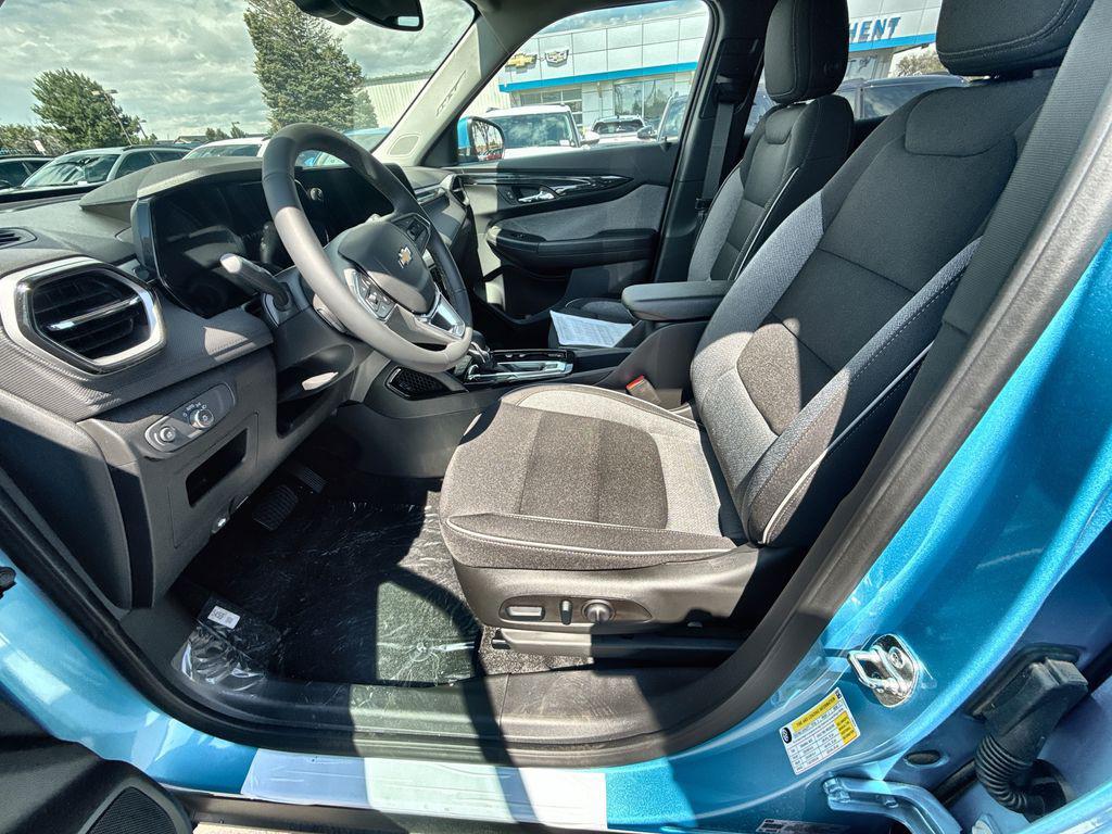 new 2026 Chevrolet TrailBlazer car, priced at $29,657