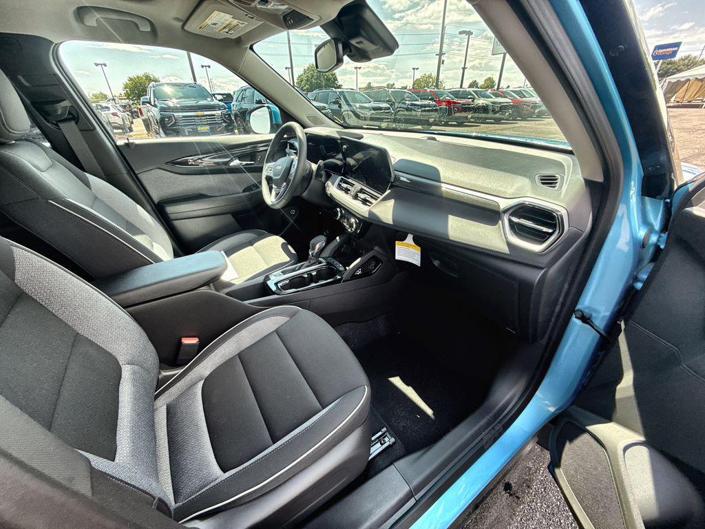 new 2026 Chevrolet TrailBlazer car, priced at $29,657