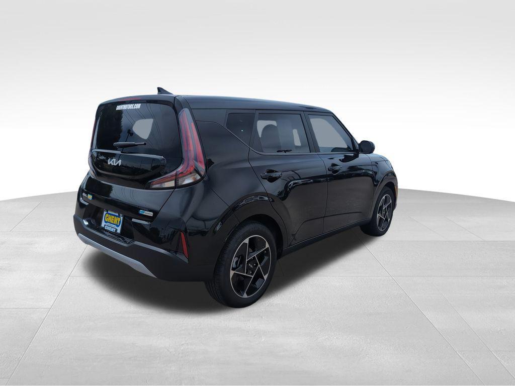 used 2024 Kia Soul car, priced at $19,928