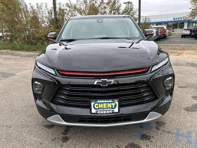 new 2025 Chevrolet Blazer car