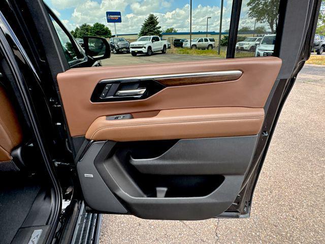 new 2025 Chevrolet Suburban car, priced at $99,225
