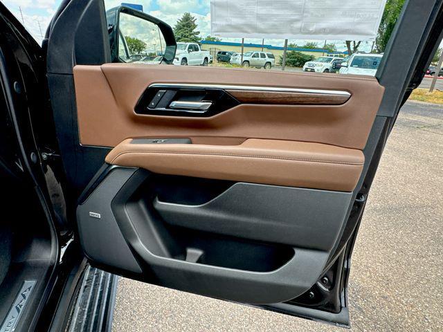 new 2025 Chevrolet Suburban car, priced at $99,225