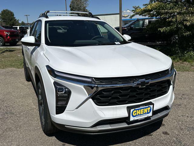 new 2025 Chevrolet Trax car, priced at $25,685