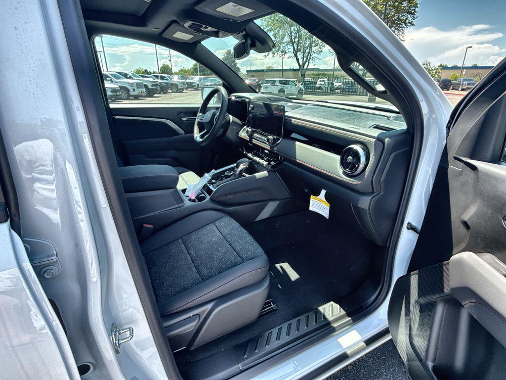 new 2025 Chevrolet Colorado car, priced at $45,909