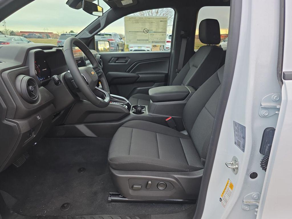 new 2025 Chevrolet Colorado car, priced at $34,643