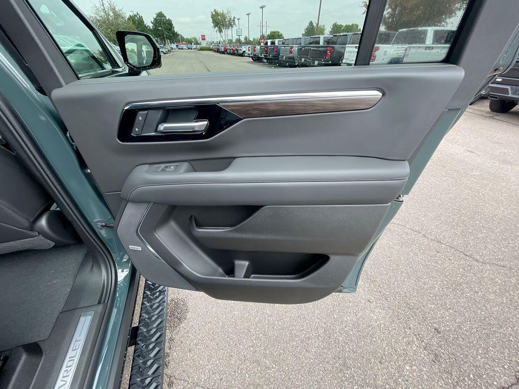 new 2026 Chevrolet Suburban car, priced at $79,485