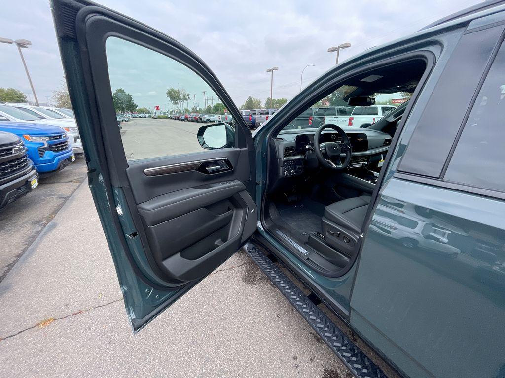 new 2026 Chevrolet Suburban car, priced at $79,485