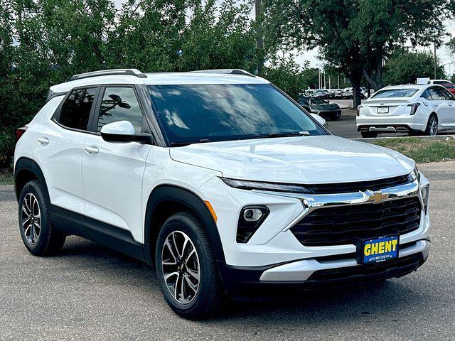 new 2025 Chevrolet TrailBlazer car, priced at $26,585