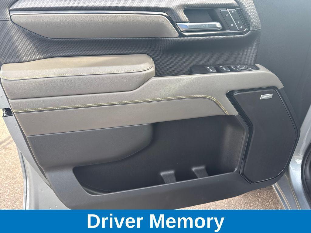 used 2024 Chevrolet Silverado 2500 car, priced at $76,526