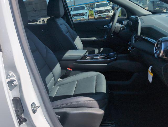 new 2026 Chevrolet Equinox car, priced at $34,645