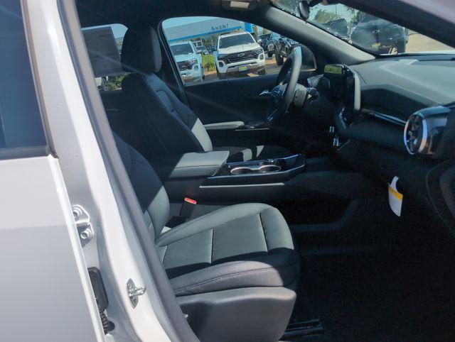 new 2026 Chevrolet Equinox car, priced at $34,645