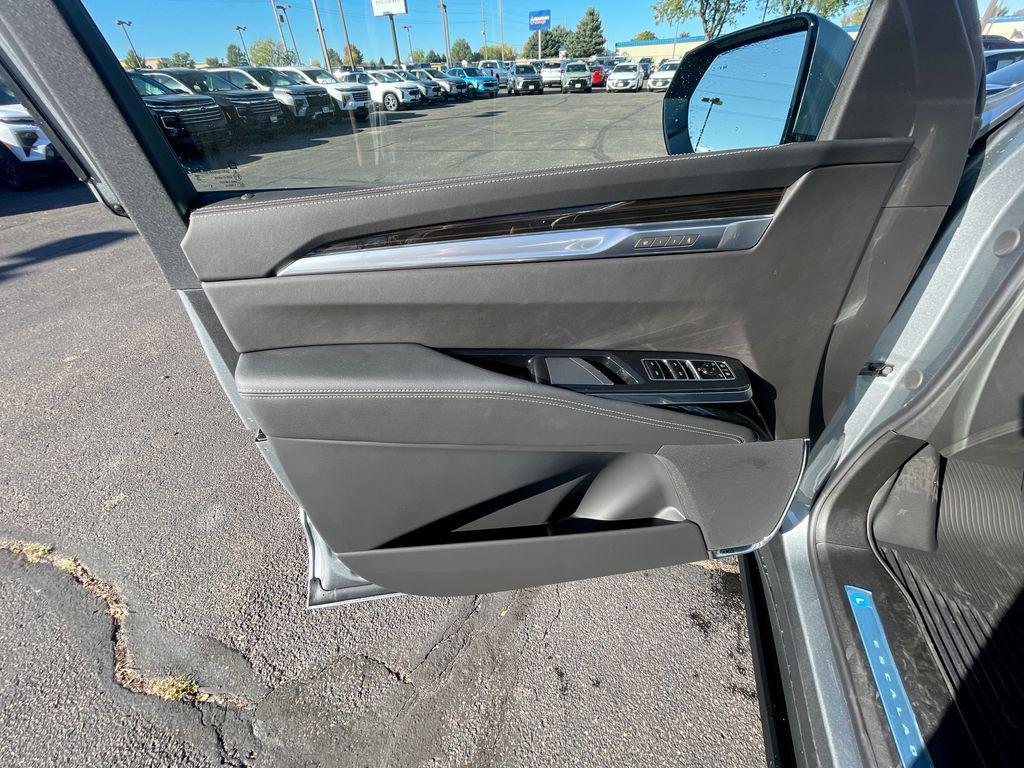 new 2026 Cadillac Escalade car, priced at $117,550