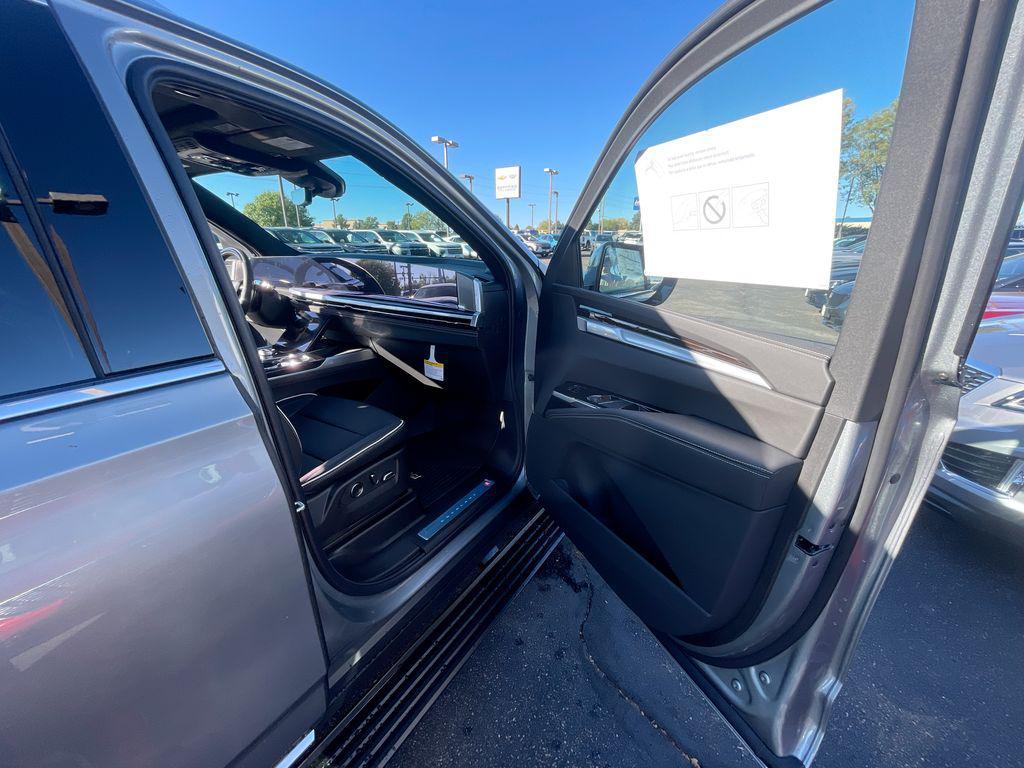 new 2026 Cadillac Escalade car, priced at $117,550