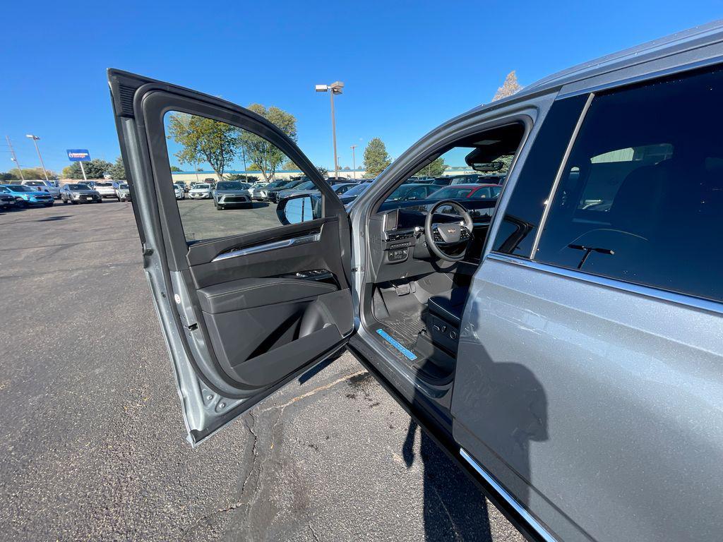 new 2026 Cadillac Escalade car, priced at $117,550