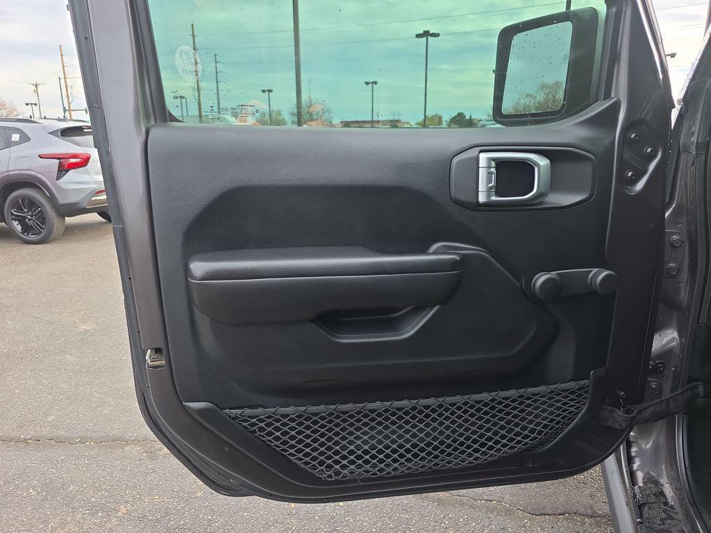 used 2018 Jeep Wrangler Unlimited car, priced at $17,646