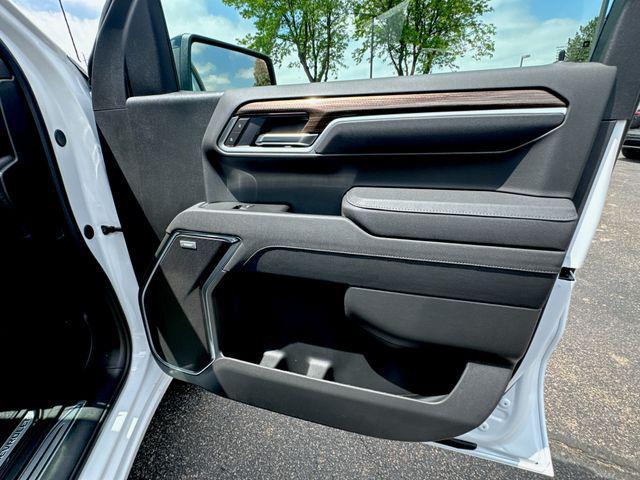 new 2025 Chevrolet Silverado 1500 car, priced at $67,670