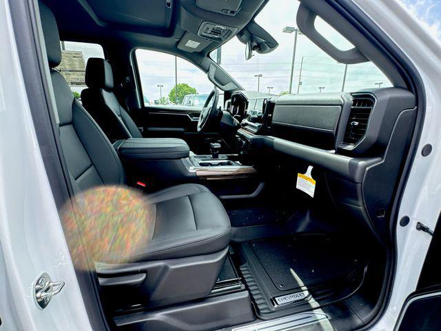 new 2025 Chevrolet Silverado 1500 car, priced at $67,670