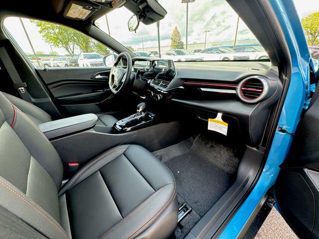 new 2025 Chevrolet Trax car, priced at $27,085