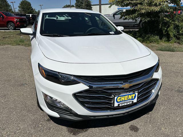 new 2024 Chevrolet Malibu car, priced at $29,195